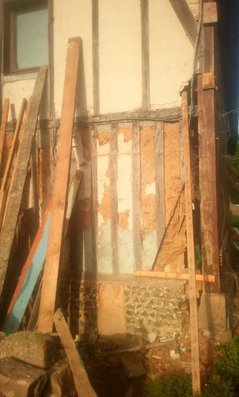 Avant travaux, structure bois fatiguée
