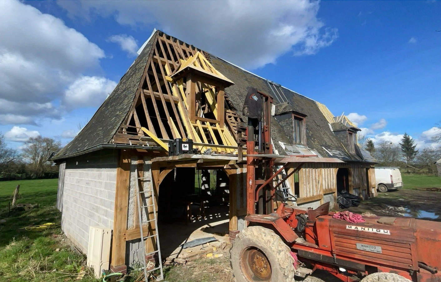 Habillage lucarne colombages, Normandie